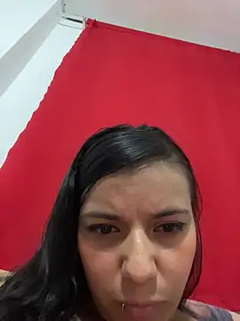 cinthia2011 online show from February 3, 2:53 am