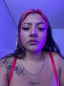 queen of you heart online show from August 3, 5:51 pm