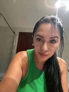 nataliia queen  online show from August 2, 2:14 am