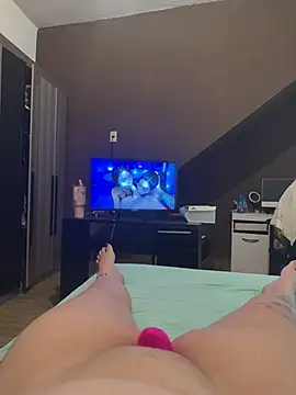 Melmia28 online show from January 13, 7:40 pm