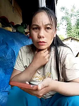 vanvan005 online show from May 15, 11:07 pm