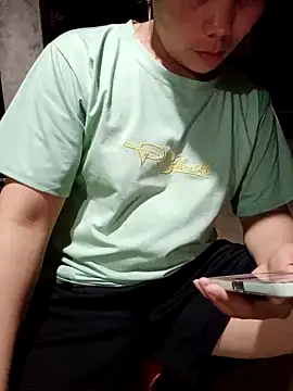 vanvan005 online show from June 23, 12:47 pm