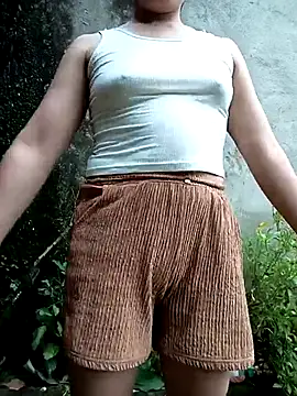 vanvan005 online show from June 29, 10:15 am