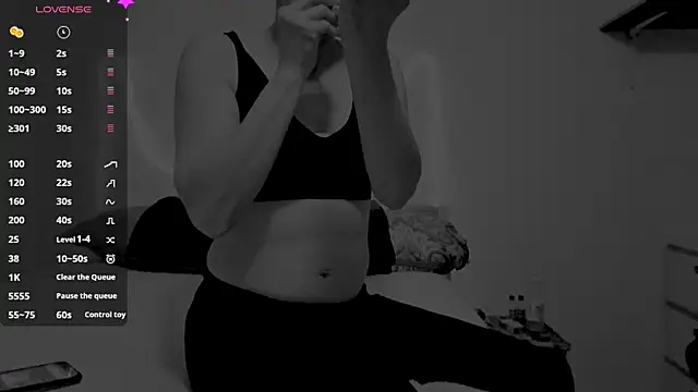 CrystalGeyserSmyth online show from April 21, 4:41 am