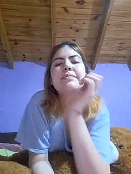 mililena1 online show from March 6, 7:09 pm