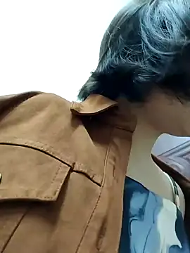   BingBing   online show from March 10, 8:46 pm