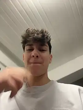 ravenryx online show from February 3, 3:50 pm