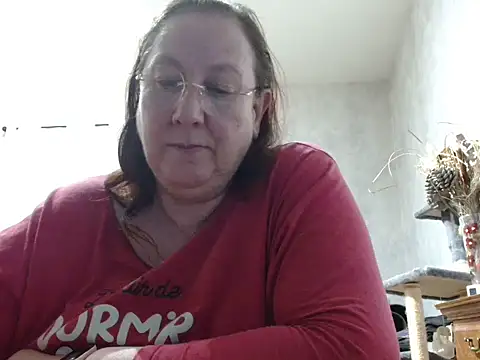 xmyriamx online show from March 17, 8:35 pm