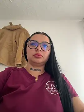 Mia  Bloom online show from January 9, 3:27 pm