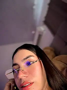 Eveliin ruiz online show from July 17, 8:12 pm