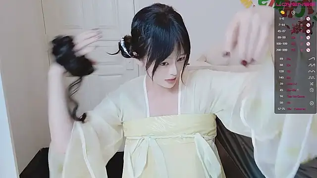 sunny-ly online show from February 1, 4:28 pm