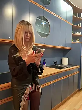 NaughtyNinky online show from July 7, 2:42 pm