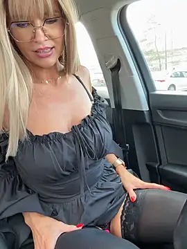 NaughtyNinky online show from March 12, 1:14 pm