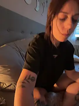 Luna licous online show from July 21, 6:08 pm