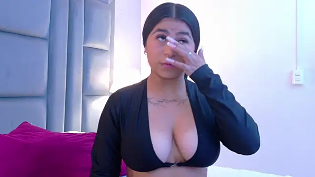 ScarletJons online show from July 31, 3:18 am