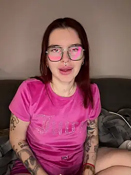 RedAngelGirl online show from January 7, 8:12 pm