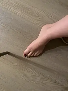 leshowcho online show from February 25, 9:46 pm