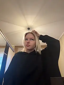 AshleyMur online show from June 7, 6:31 am