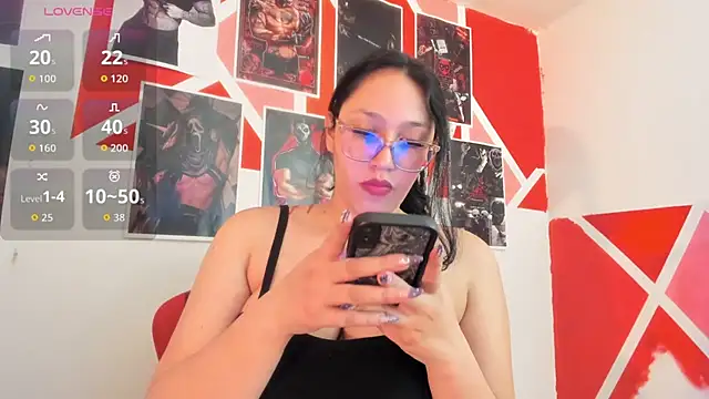 abril onnel online show from July 9, 7:27 pm