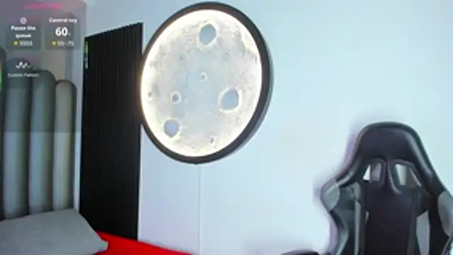 Luna  02 online show from June 13, 12:13 pm