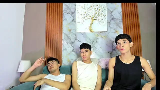 AVENGER BOYS2026 online show from July 28, 7:39 pm