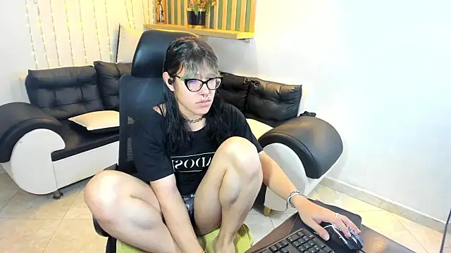 lilith ayanami online show from August 5, 2:01 pm