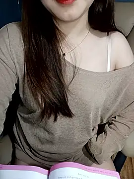 ChanChanLy online show from March 12, 3:37 pm