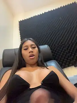 bigmeatcock luna online show from June 28, 5:08 pm