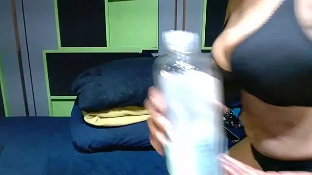 34BMilf online show from March 17, 5:44 am