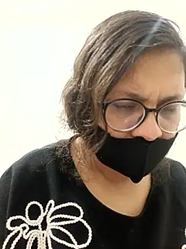 piryasharma005 online show from March 5, 8:48 pm