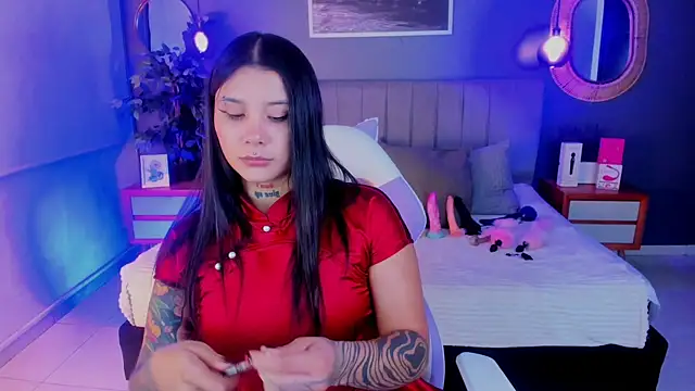 Nathalia stone  online show from June 25, 4:01 am