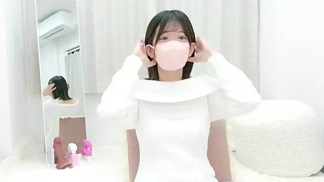 yuruchan  online show from March 17, 8:40 am