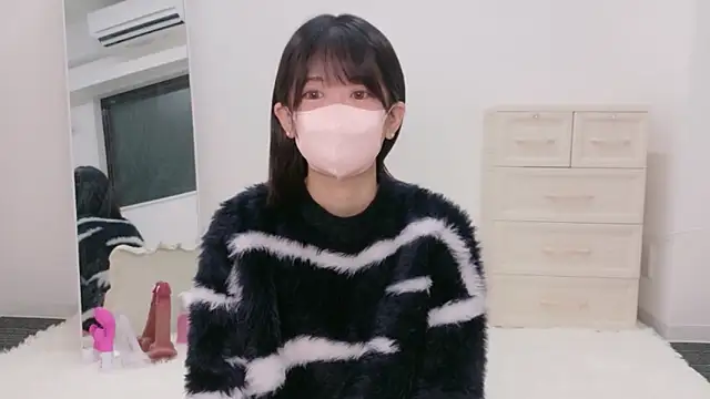 yuruchan  online show from March 7, 2:24 pm