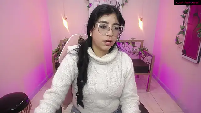 Adri gomez x online show from July 4, 1:18 pm