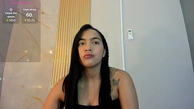 AlanaBlair  online show from February 18, 8:19 pm