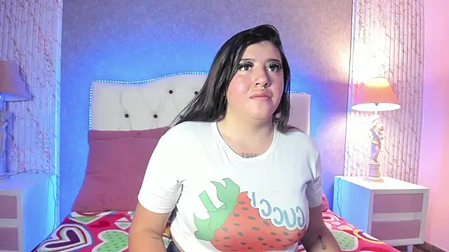 Nahomi Lara online show from January 17, 1:07 pm