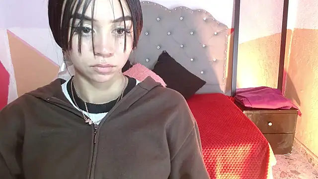 sofiaspring online show from June 30, 4:06 pm