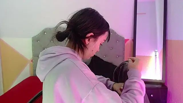 sofiaspring online show from July 13, 4:08 pm
