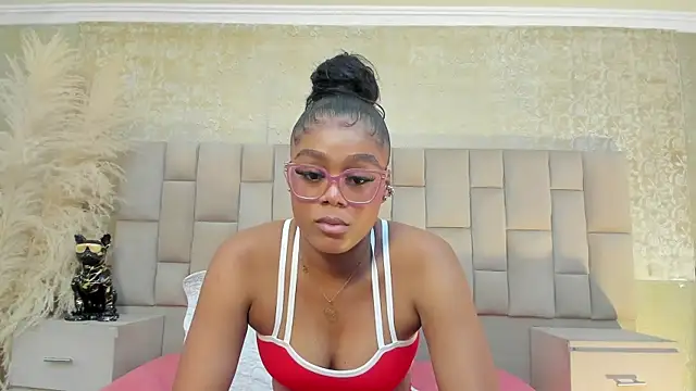 LilyPrice online show from January 17, 5:37 am