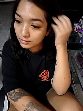 Lilitth  online show from March 7, 4:36 pm