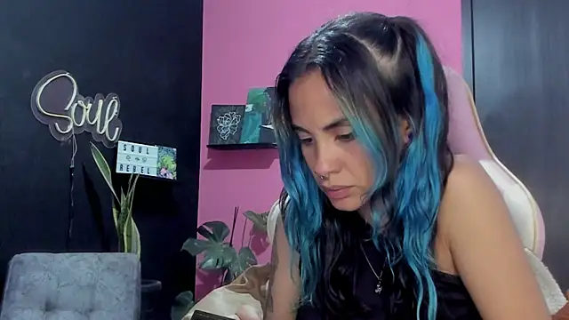 azula lillet online show from May 6, 1:20 am