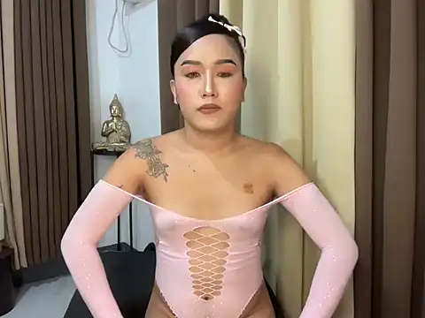 savanna pleasure online show from March 13, 8:04 am