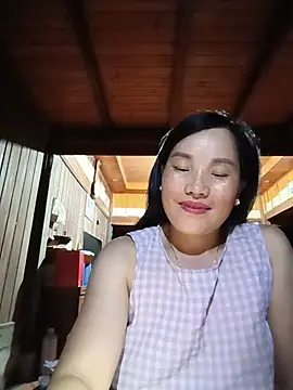 yu--yo online show from July 28, 2:13 pm