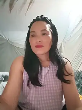 yu--yo online show from July 8, 2:19 pm