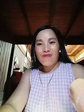 yu--yo online show from July 28, 1:43 pm