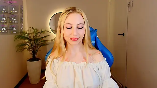 AshLinks  online show from March 8, 8:40 am