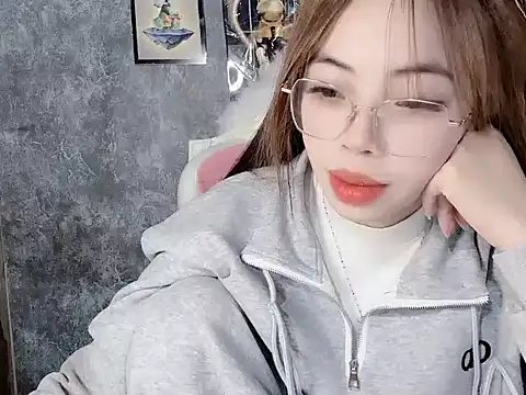 Jun039 online show from January 12, 6:57 pm