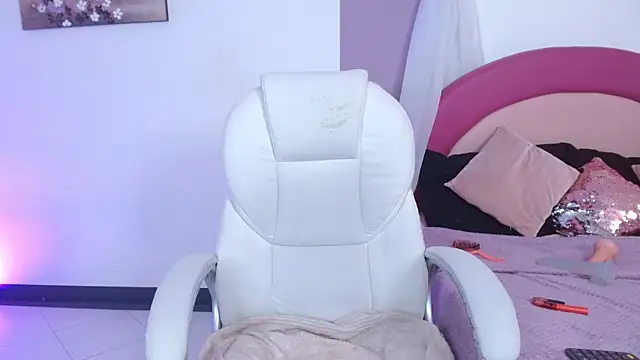 Kaoryy 1 online show from May 1, 11:24 am