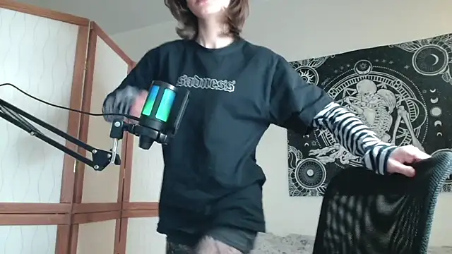 Mysterious Toy online show from February 4, 4:43 pm