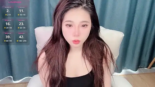 Starlets77 online show from March 10, 5:33 am